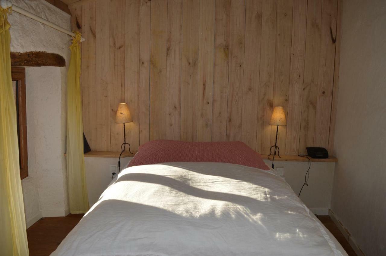 Les Ecuries De La Sabatarie Hotel Cambounes Eksteriør billede